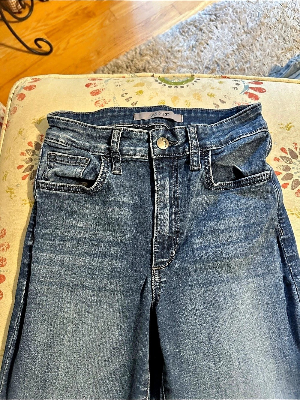 Joe's Jeans Straight Leg Waist 24 in Blue